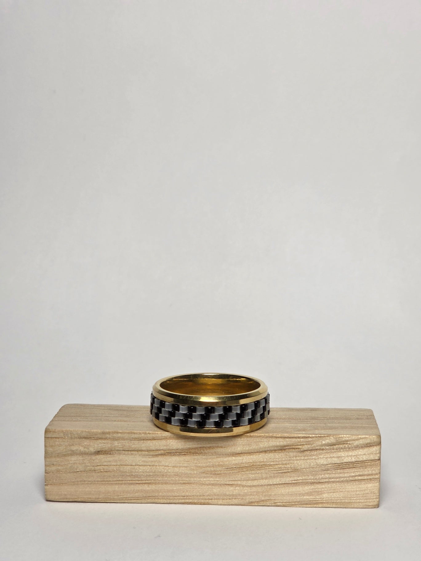 ring N:203