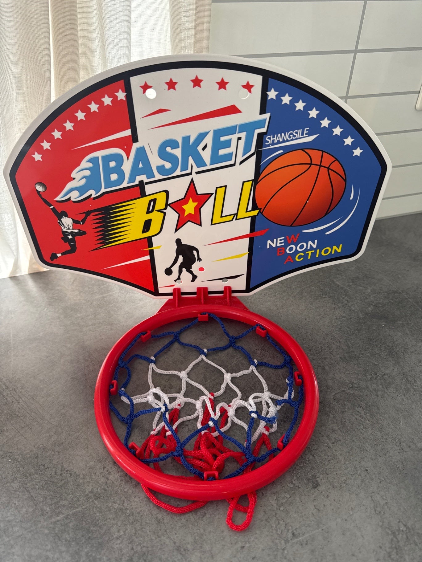 Lítil plast körfuboltakarfa