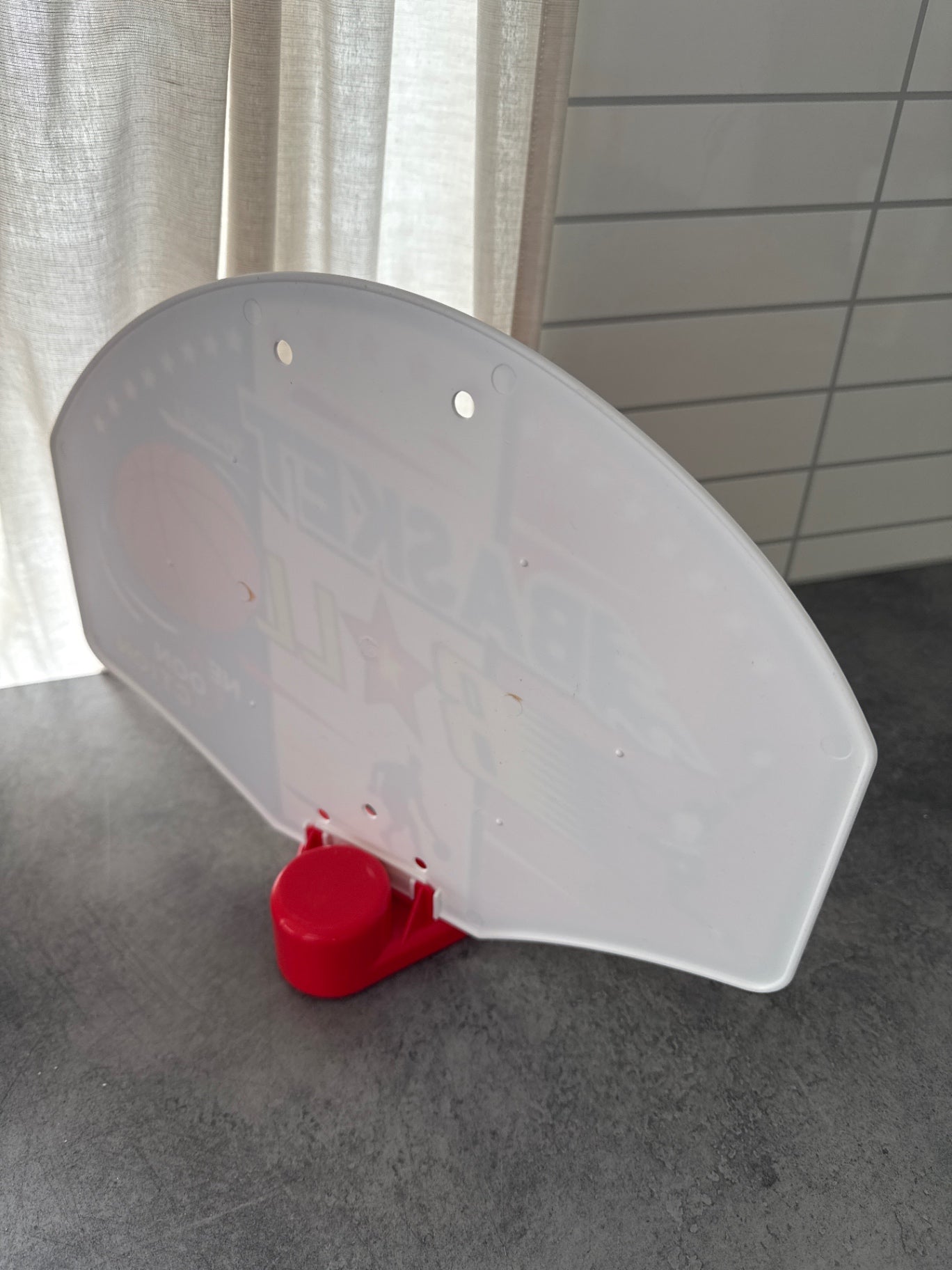 Lítil plast körfuboltakarfa