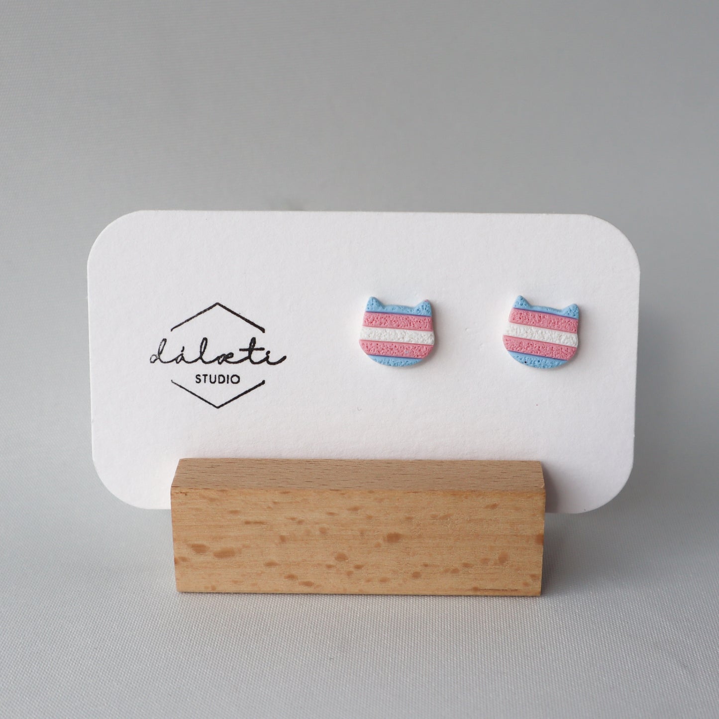 Trans pride kisa