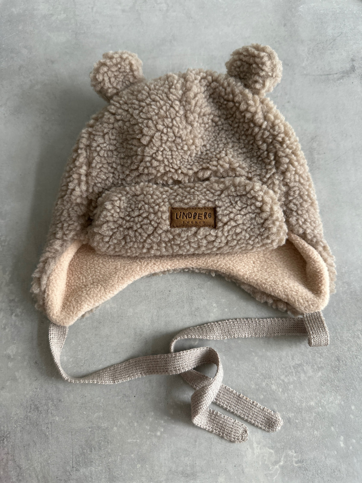 Lindberg húfa ónotuð 3-6M