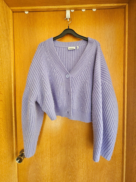 L fjólublá Weekday peysa