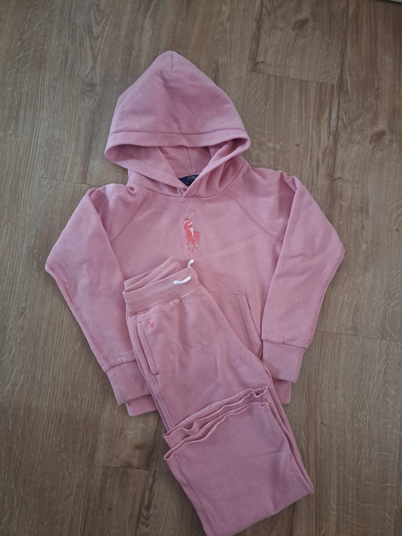 Bleikt Ralph Lauren sett 110/116