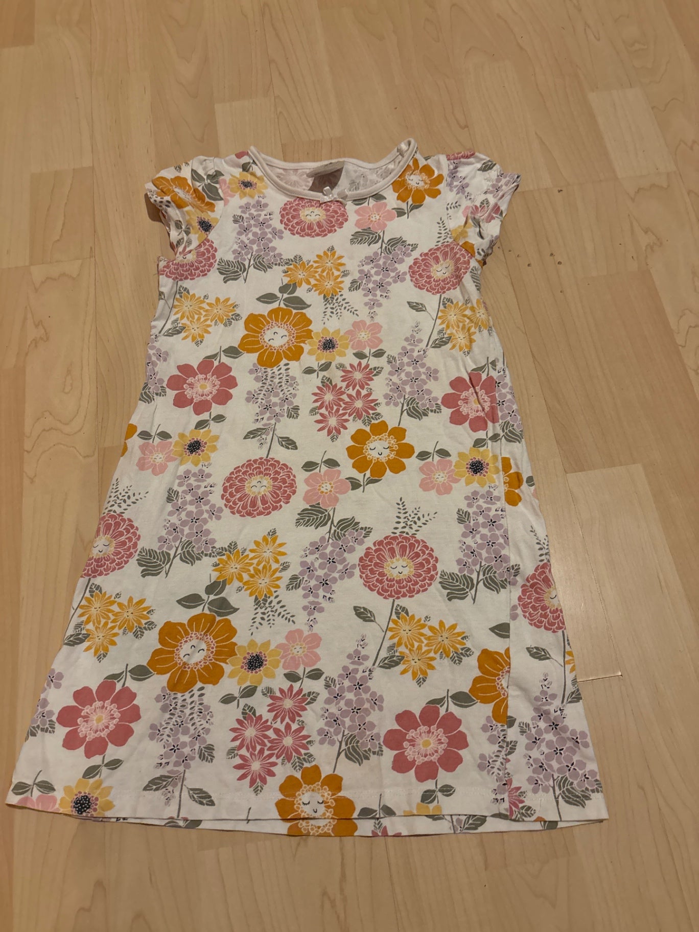 Lindex náttkjóll 110/116