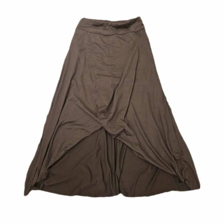 Pils með stuttbuxum M