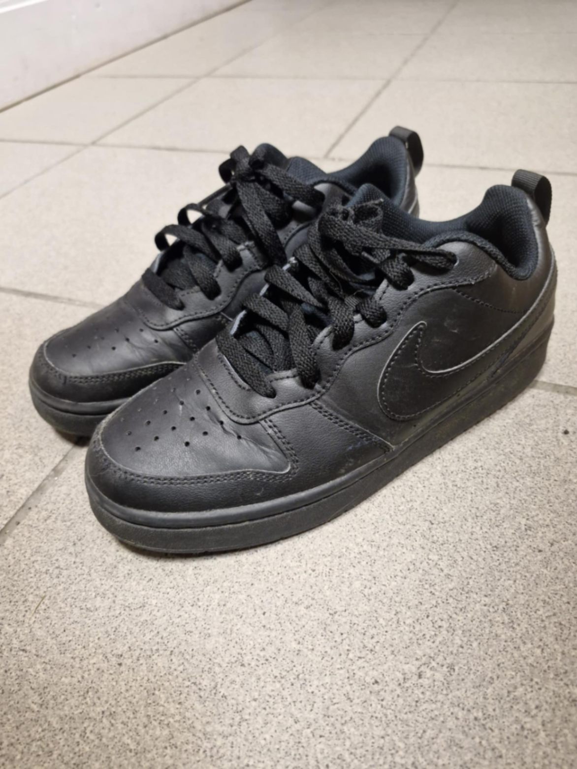 Nike skór 38,5