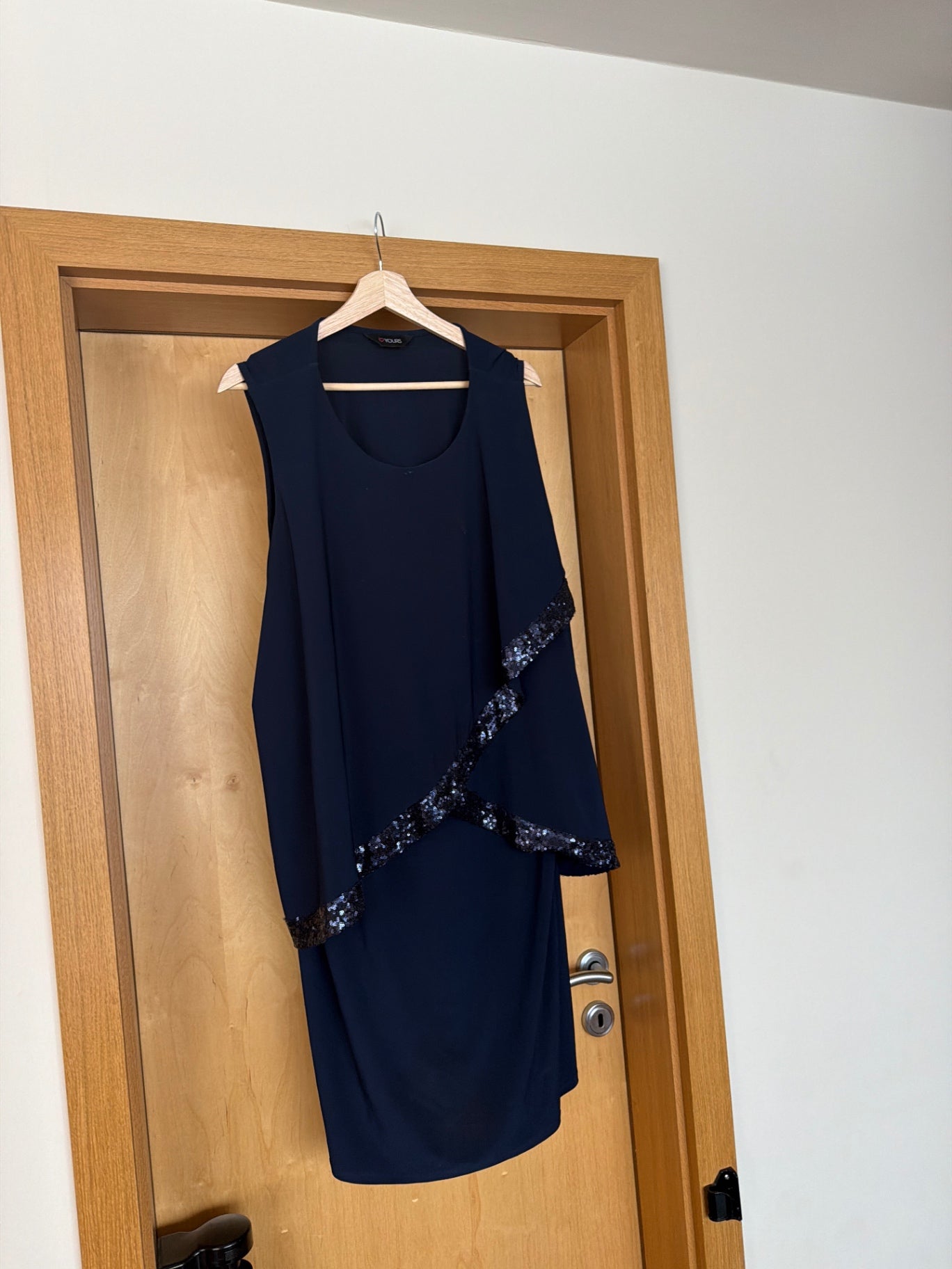 Blárkjól með glimer