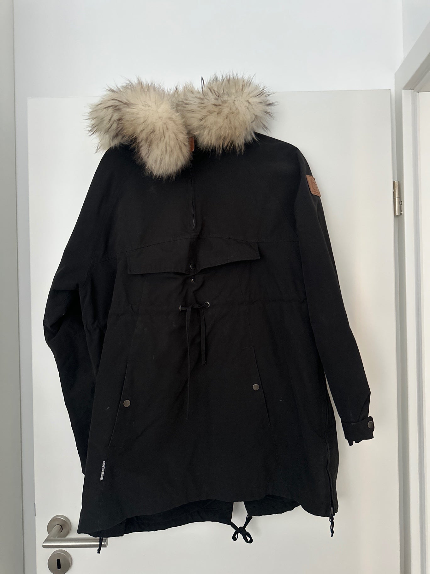 Cintamani jakki Xl