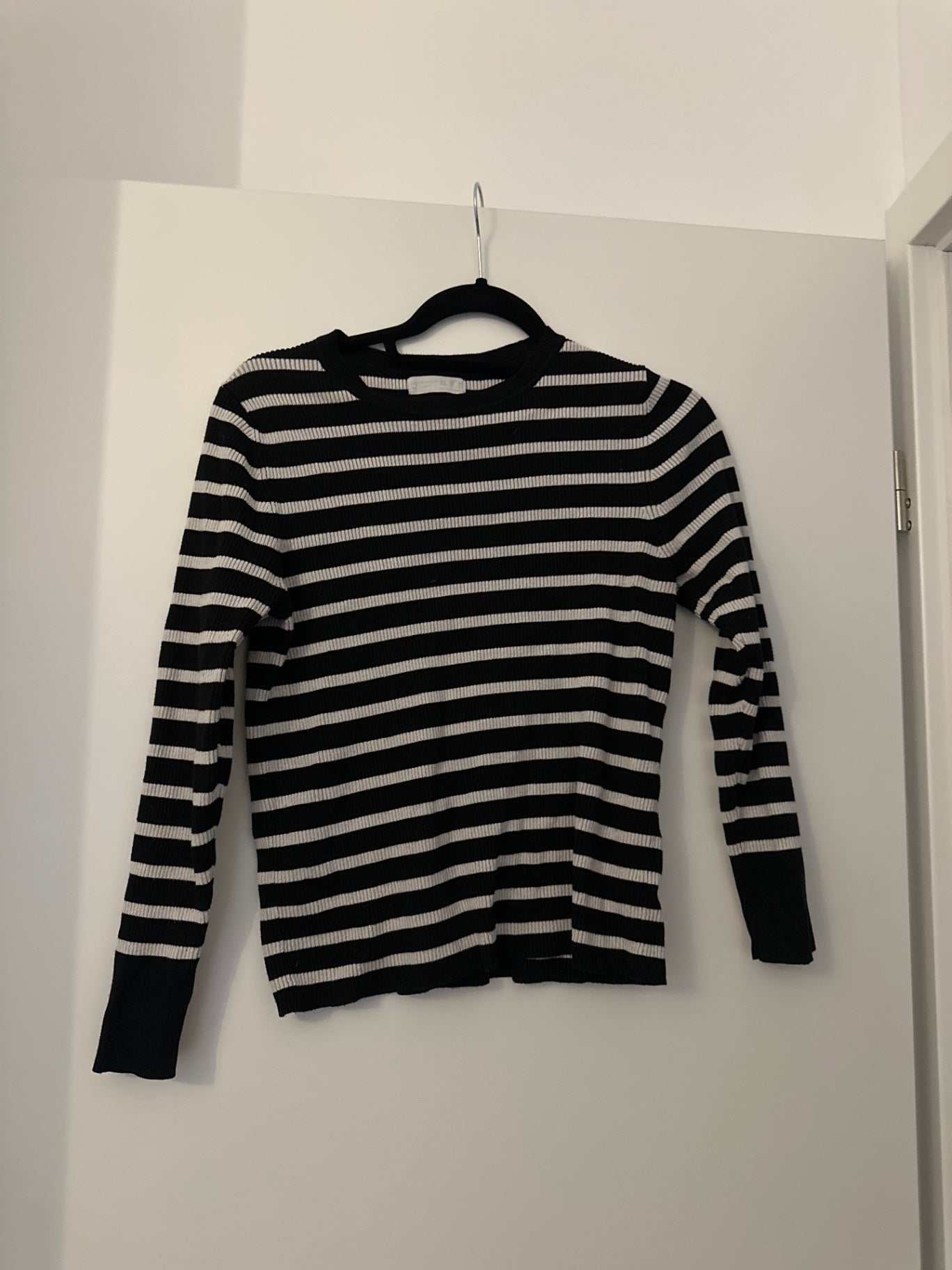 XL - peysa