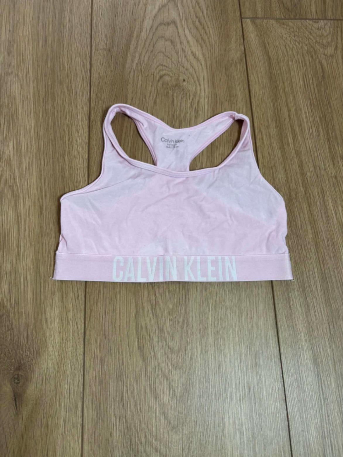 Calvin Klein toppur ónotaður