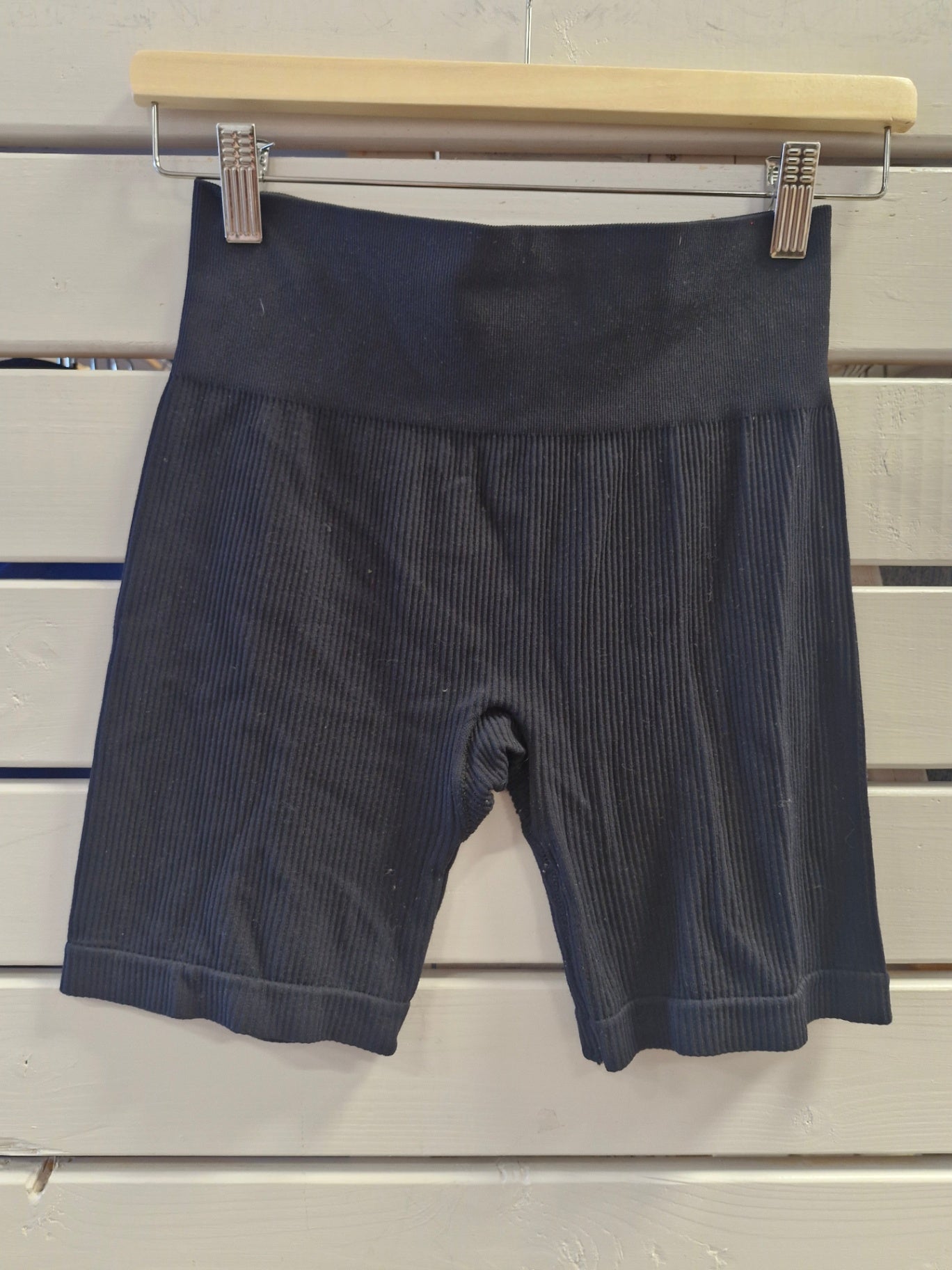 Pull&Bear hjólabuxur M/L