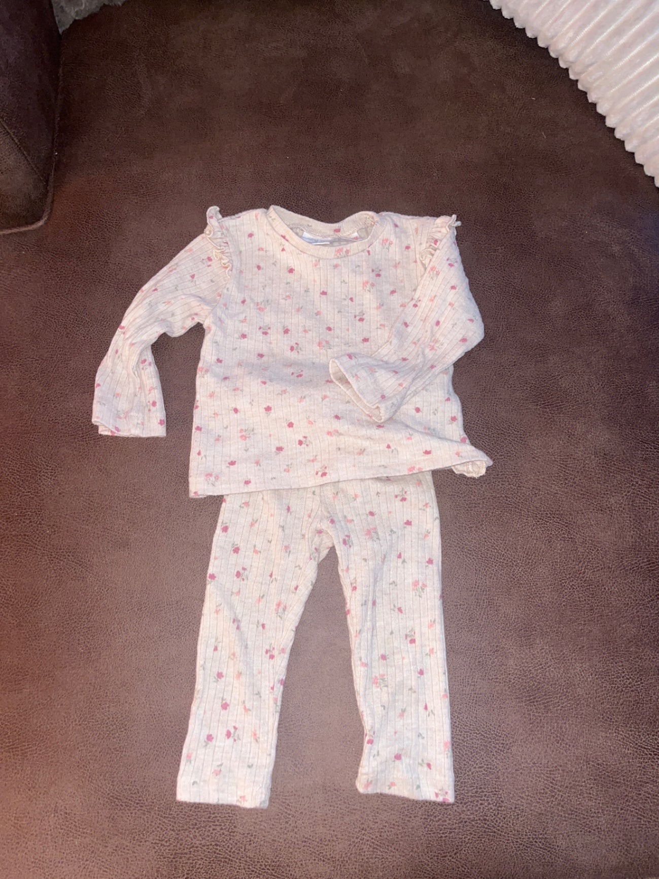 Zara sett 12-18 mán