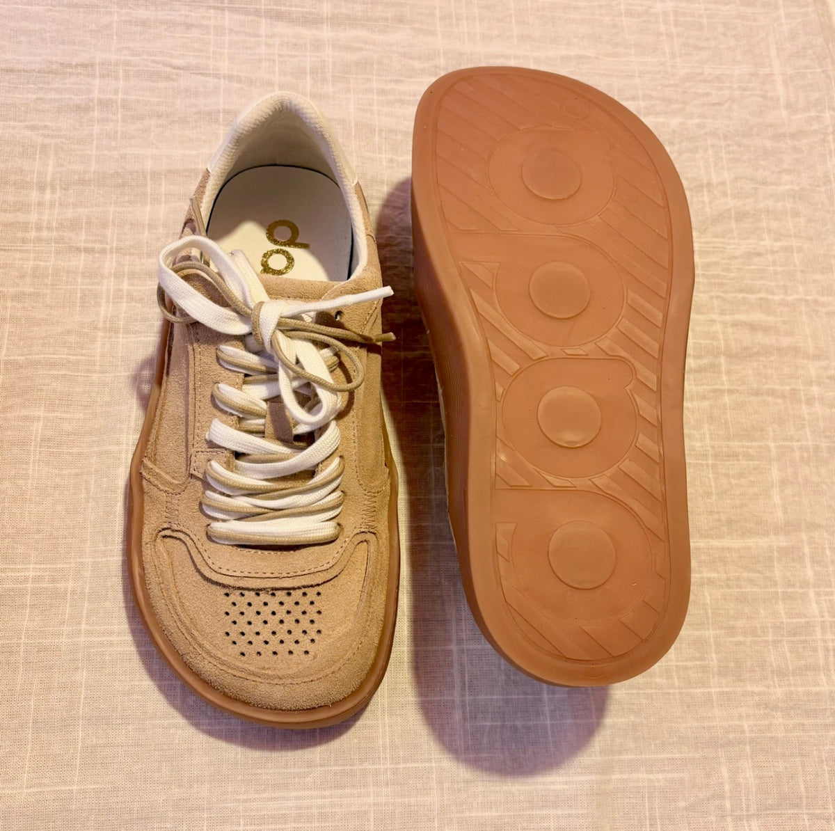 DADA Barefoot strigaskór 38