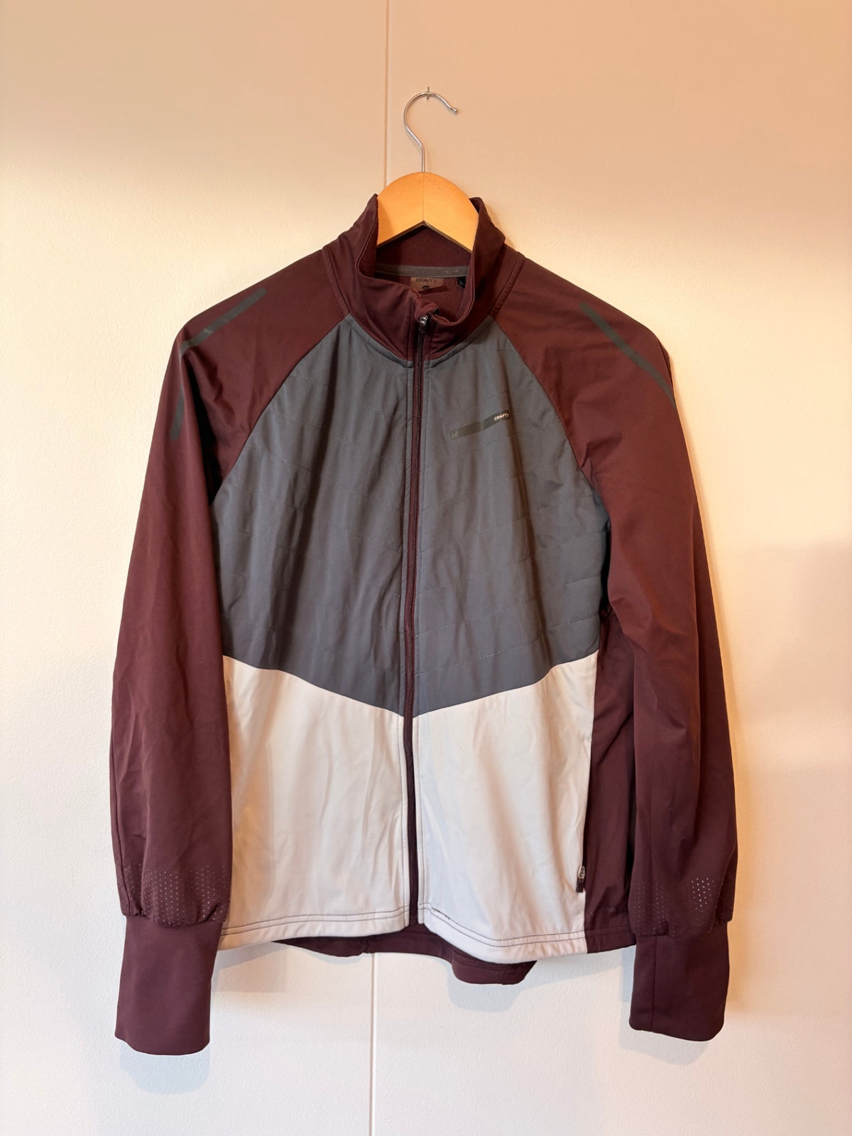Léttur sport jakki XL