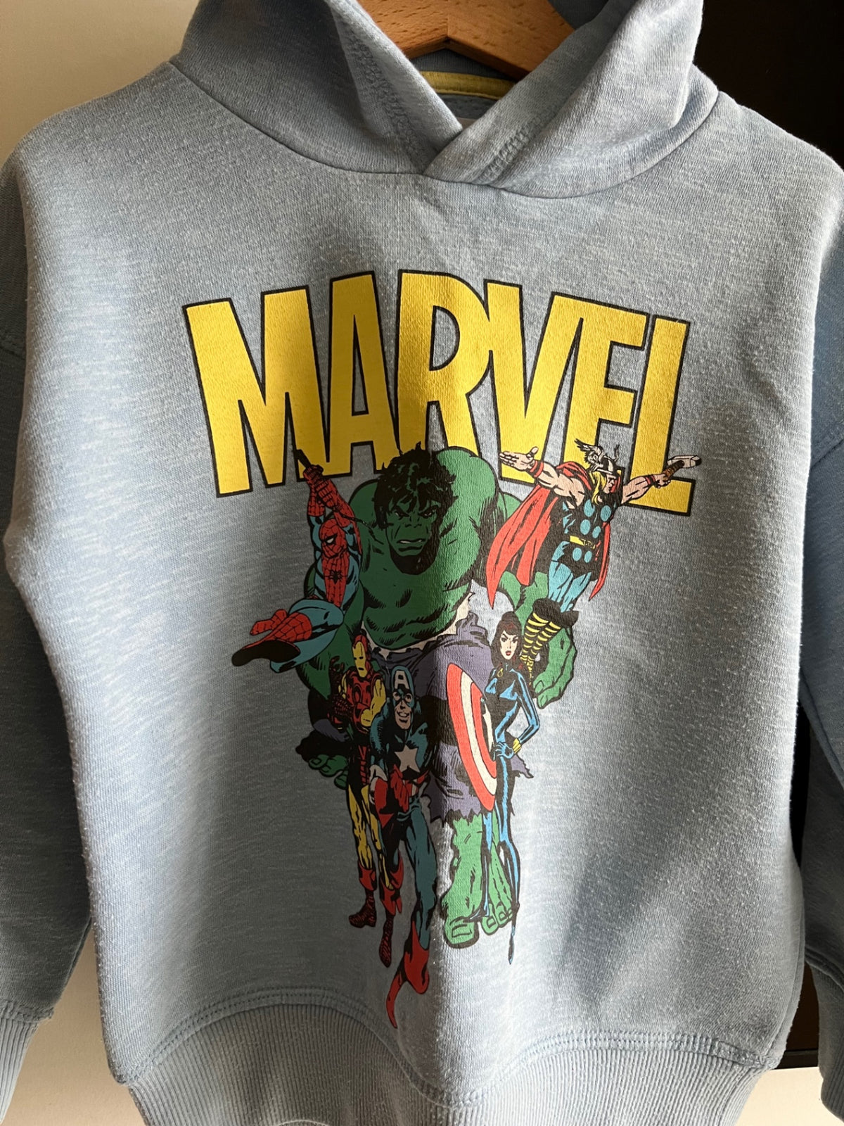 Marvel hettupeysa