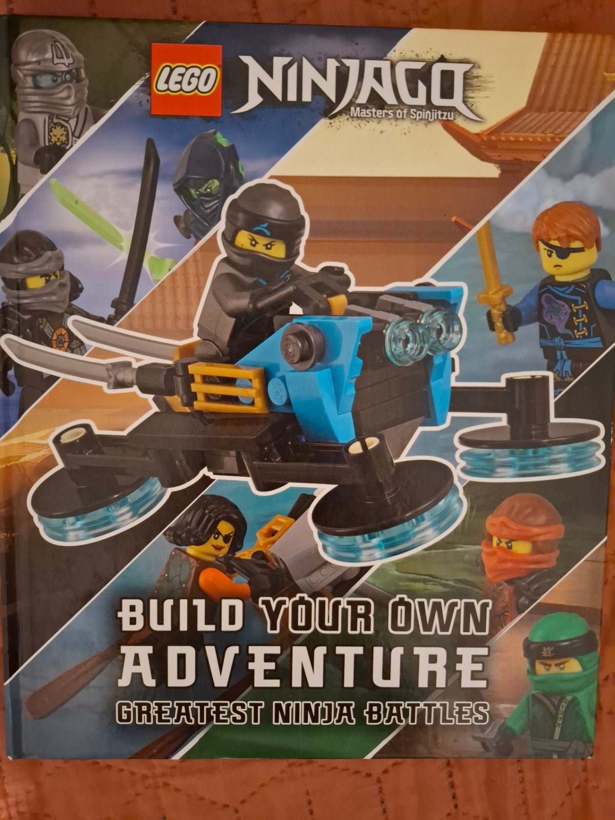 Ninjago bók