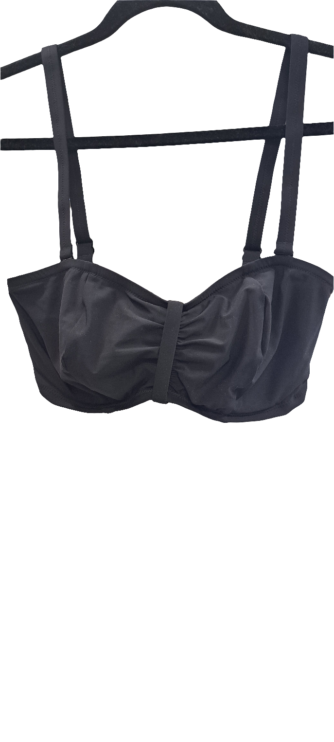 Bikinitoppur 70 G Nýr m miða