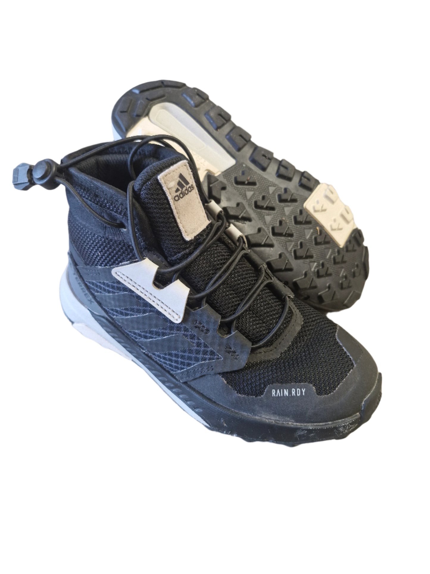 Adidas gönguskór 31