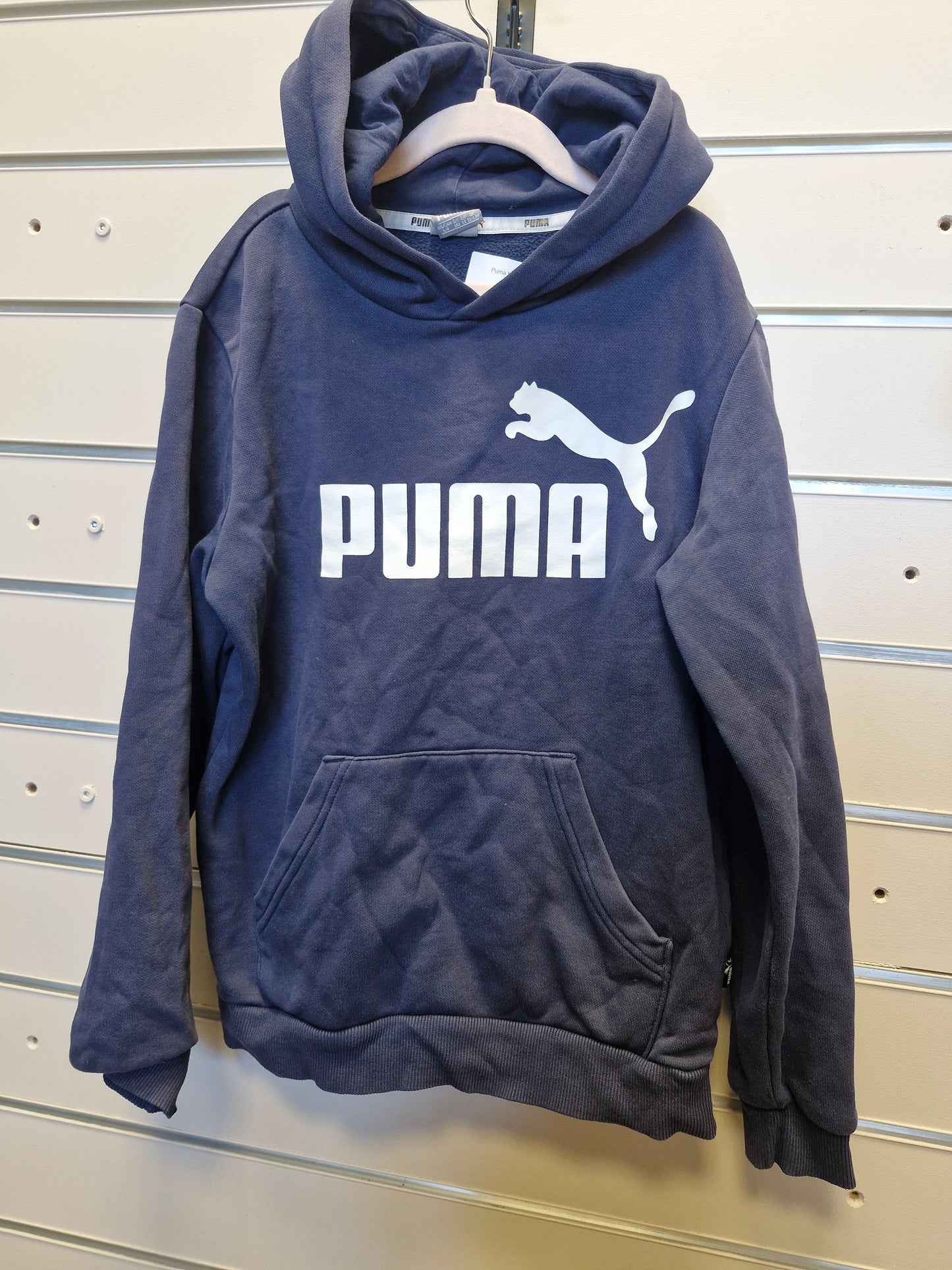 Puma hettupeysa 152