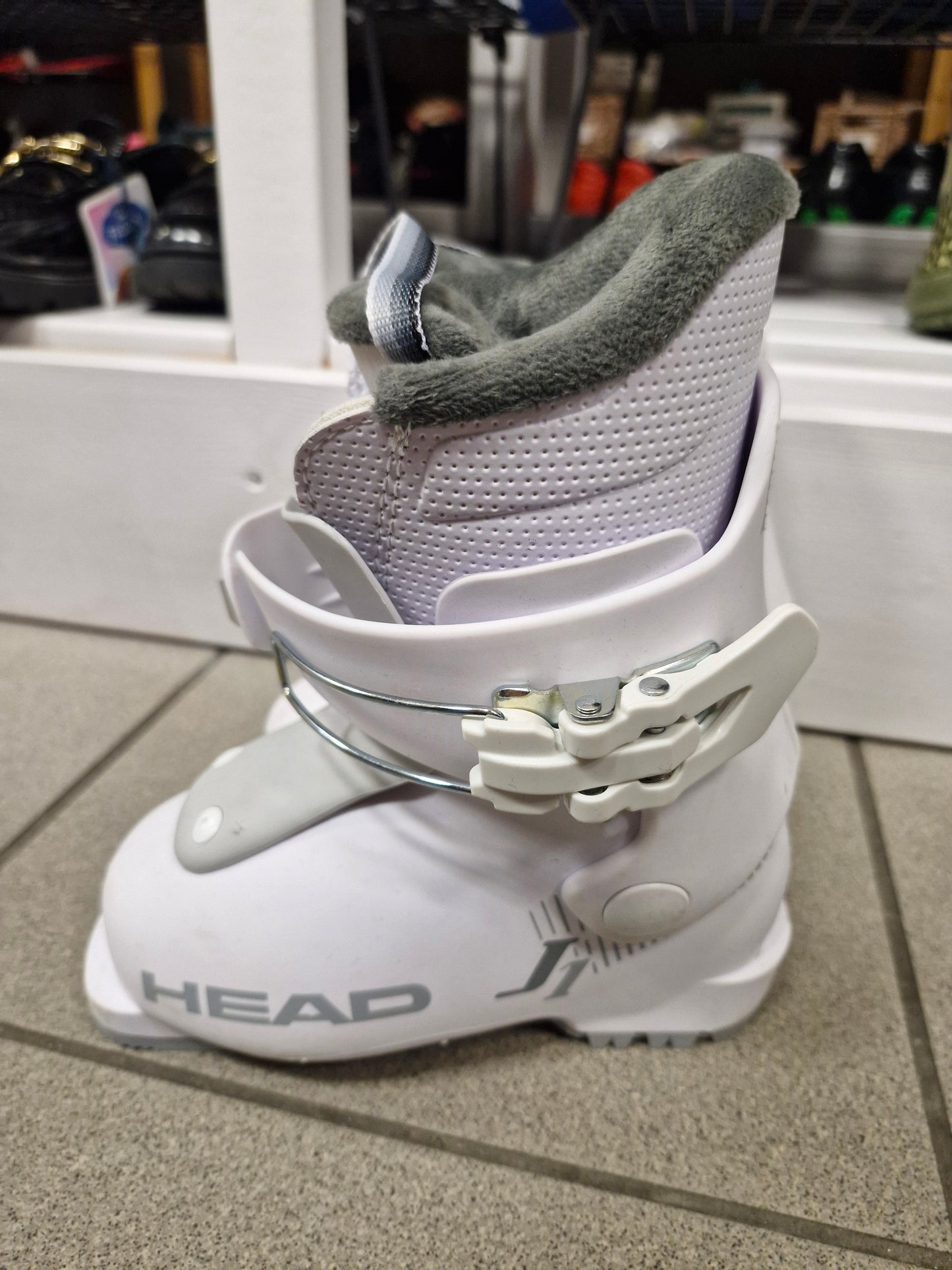 Barna skíðaklossar passa fyrir skóstærð 24-27 notaðir tvisvar