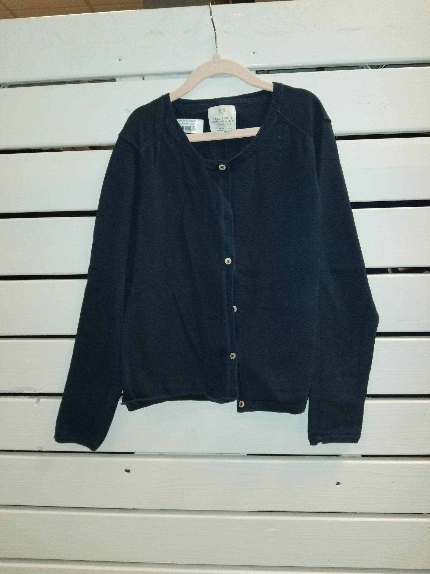 Zara peysa, hneppt152