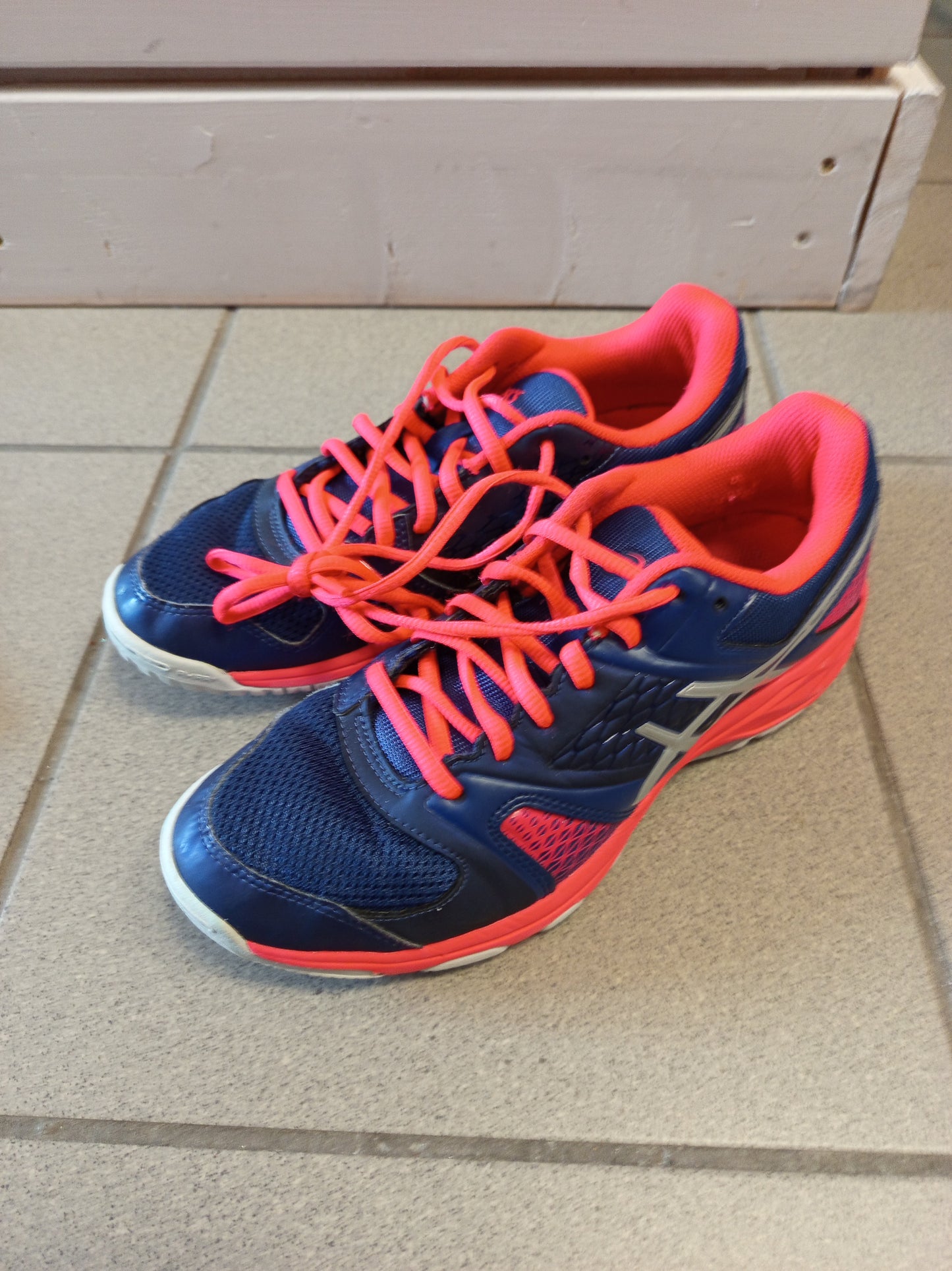 Asics skór39,5