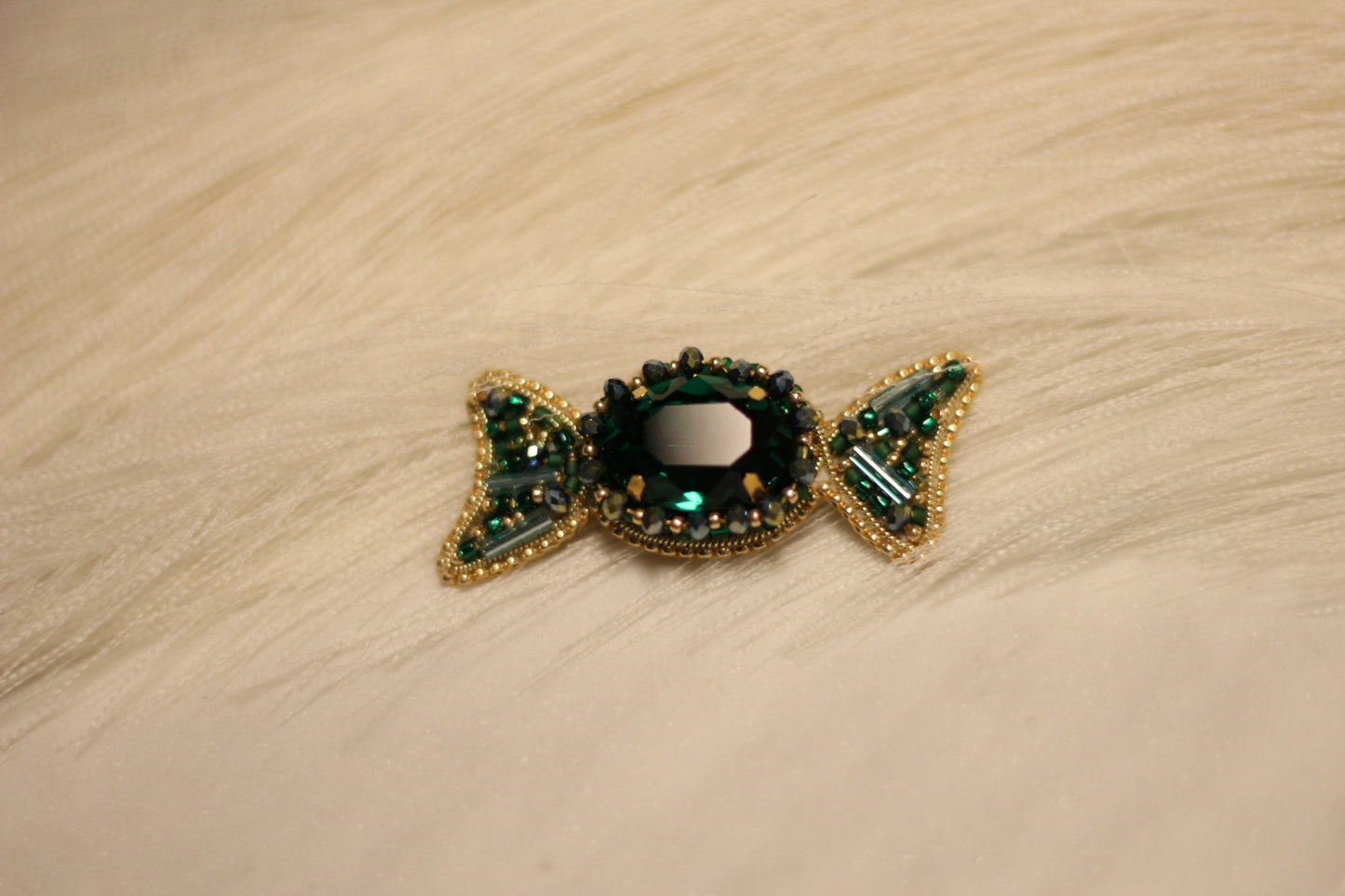 brooch N:130