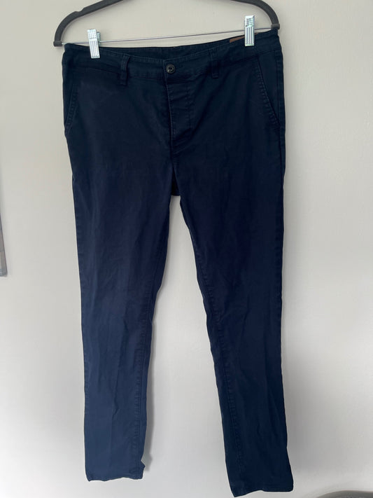 S/M (karlkyns) ASOS buxur st. W 31 L 30