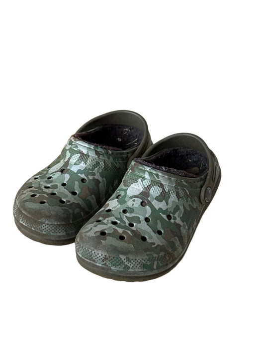 Crocs 12