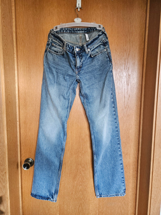 28 weekday gallabuxur low straight