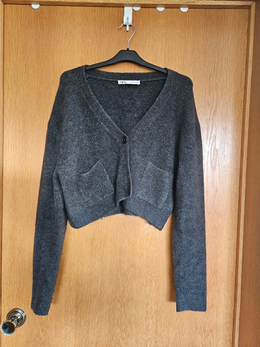 M Zara cropped peysa opin