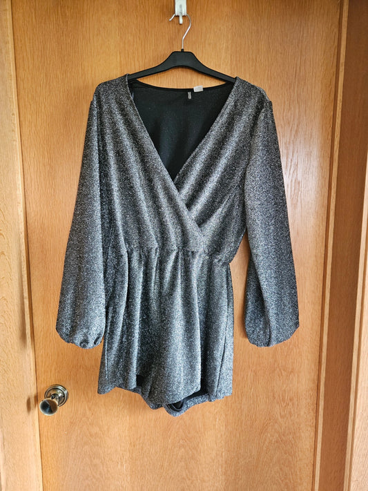 M HM glimmer playsuit