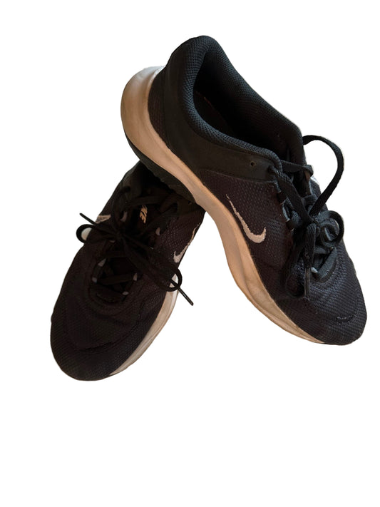 Nike strigaskór st 40