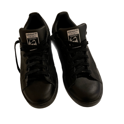 38 og 2/3 - Stan Smith skór svartir