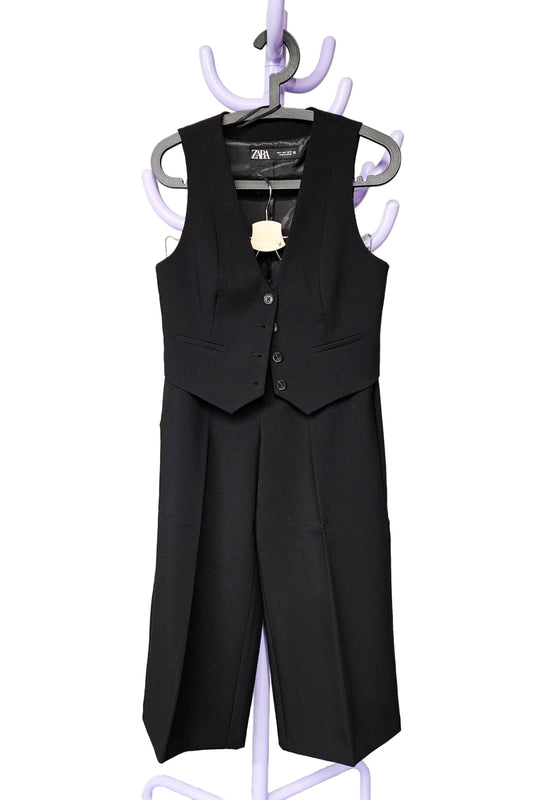 Zara buxur og vesti str. S