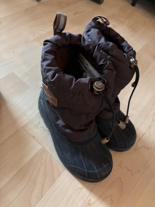 Kuldaskór 30