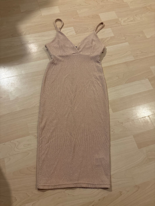 Bikbok kjóll M