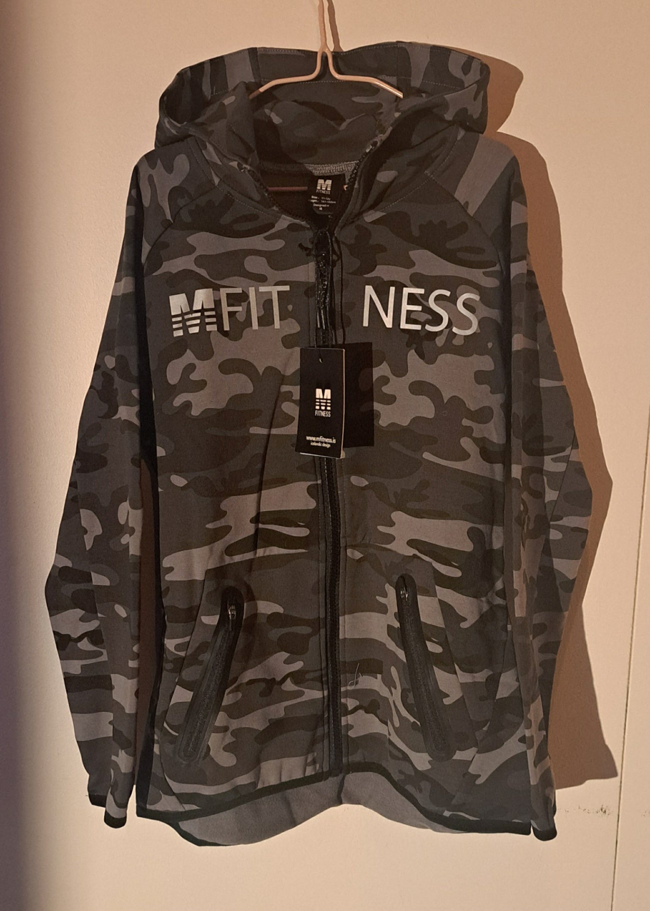 141 - 152 cm  M fitness peysa