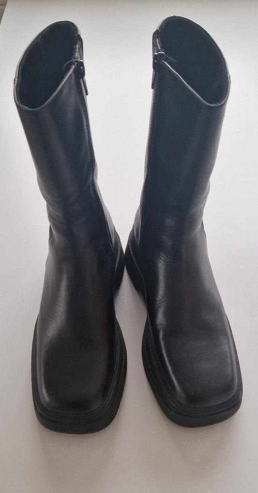 39, ónotaðir skór frá Vagabond 