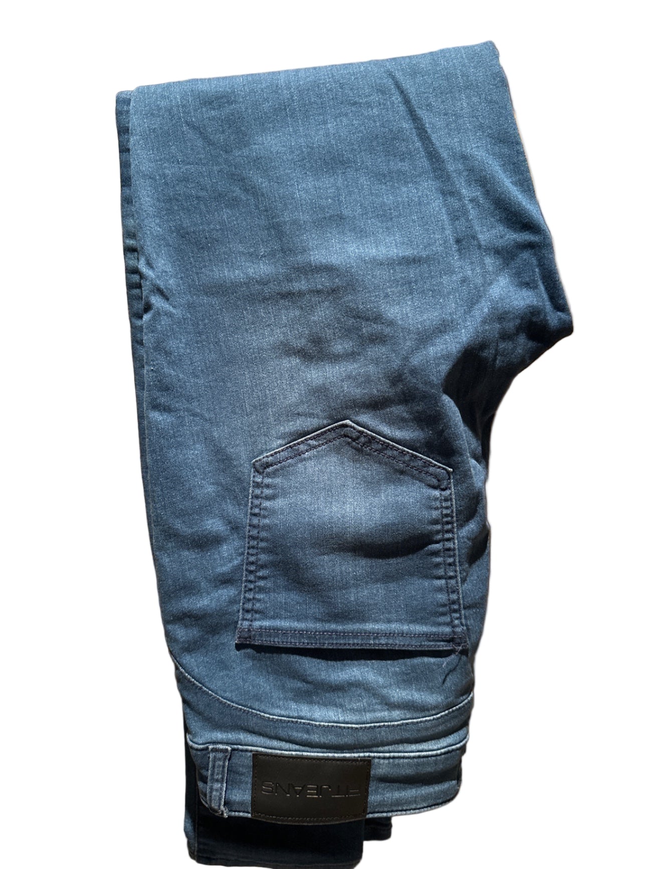 Fitjeans notaðar einusinni meira eins og L