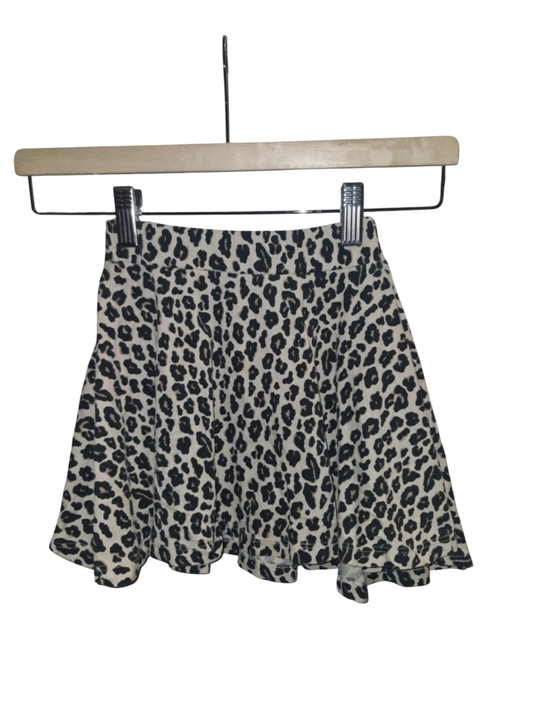 Lindex pils búið að þrengja í mitti 110/116