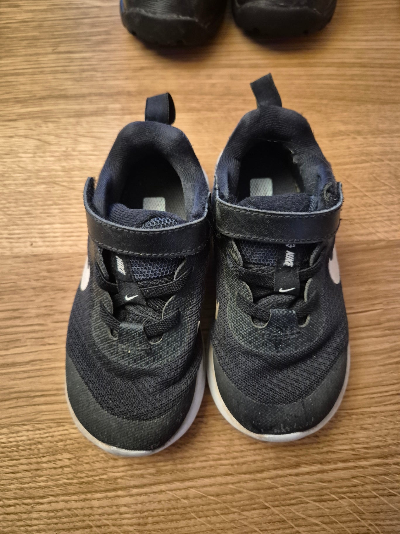 25 Nike skór