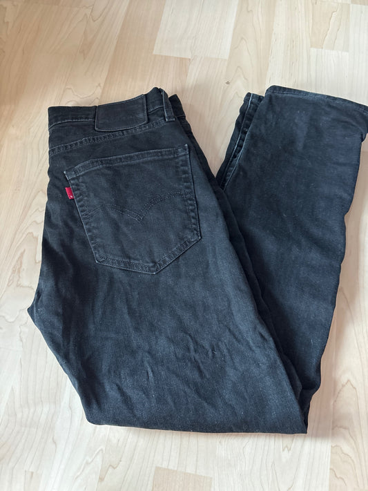 Levi’s svartar 30/30