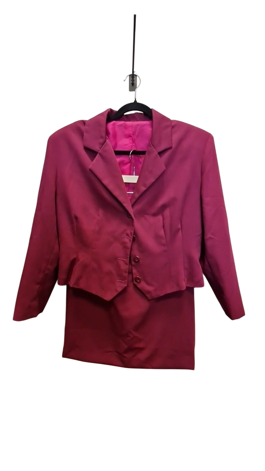 Vínrauð pilsdragt ca M/L