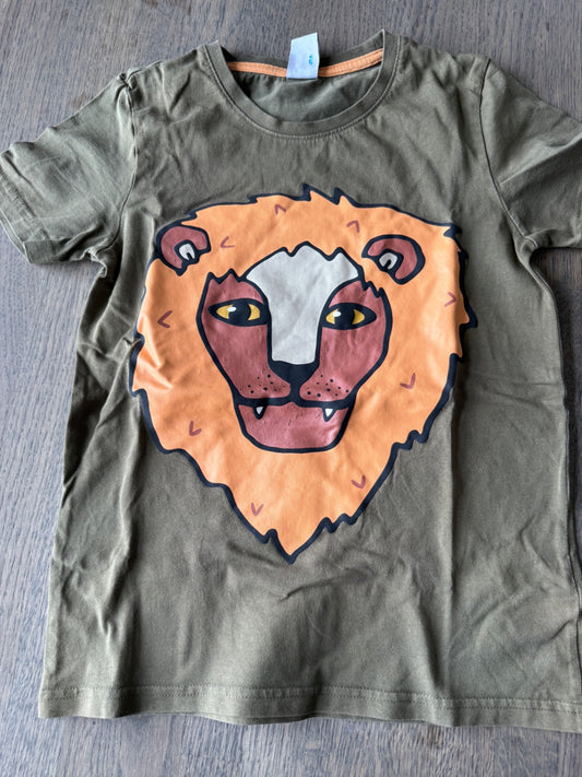 Ljónabolur lindex st. XS 122/128