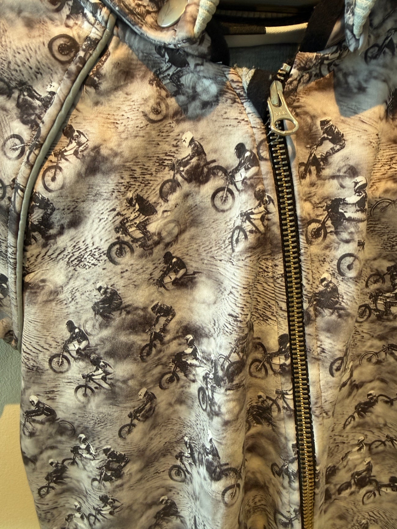 Molo softshell galli með motorhjóla mynstri st.98