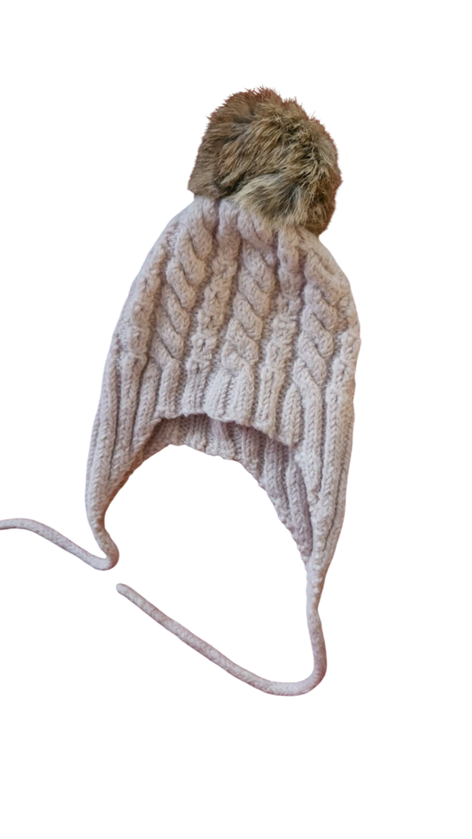 Prjónahúfa 0-2 ára, dúskur smelltur á