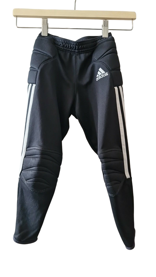 Adidas fótboltabuxur 116