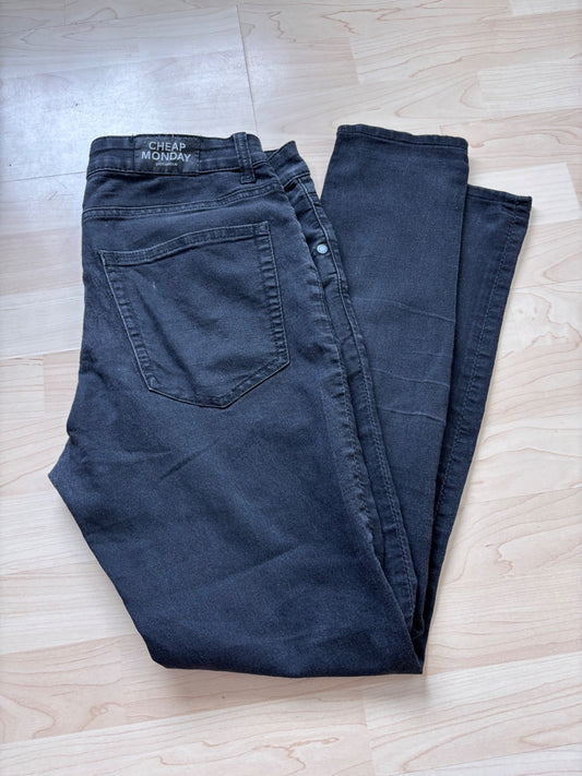 Cheap monday 32/33