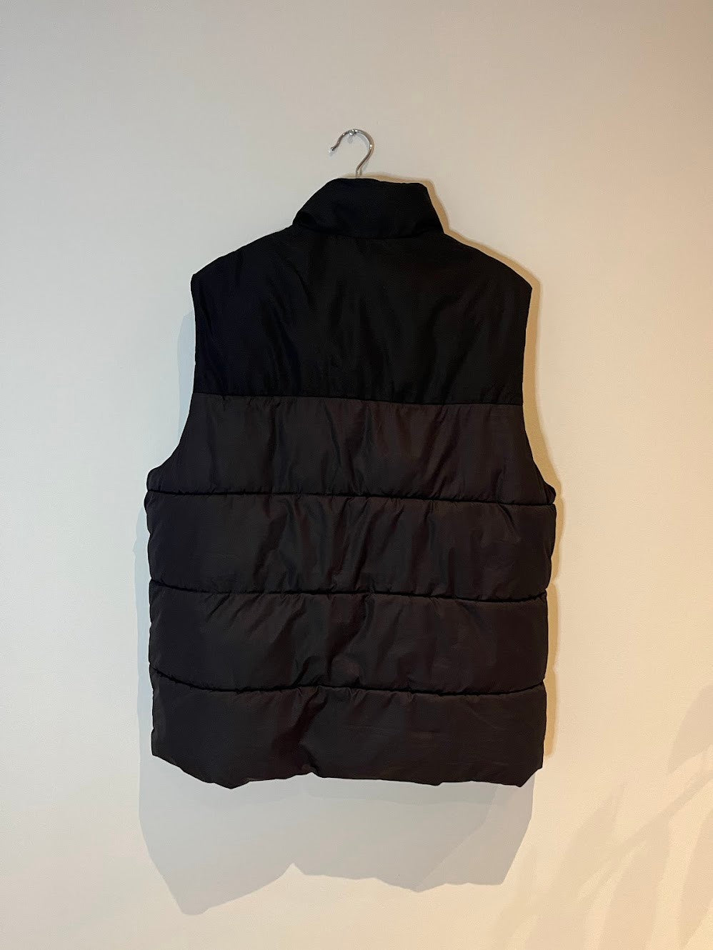 XL - J&J Vesti Svart 